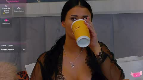 Snapshot of emylaveau chatting on 01.09.25 Emy online show from 01.09.25