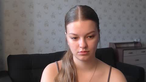 Snapshot of emysway chatting on 10.14.25 EmySway online show from 10.14.25