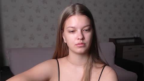 Snapshot of emysway chatting on 10.16.25 EmySway online show from 10.16.25