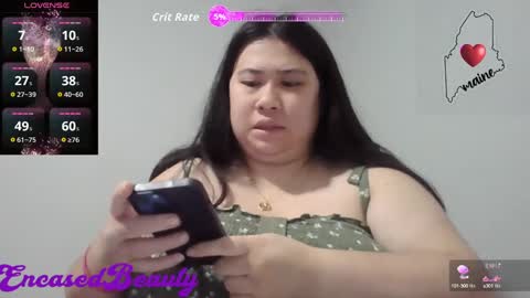 Snapshot of encasedbeauty chatting on 10.06.25 Ela online show from 10.06.25