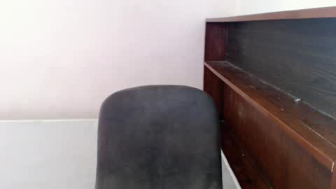 Snapshot of enchantress_nica69x chatting on 02.12.25 Nica online show from 02.12.25