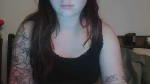 Snapshot of endlesslyevie chatting on 01.11.25 endlessly evie online show from 01.11.25