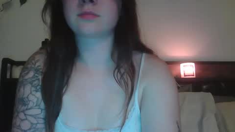 Snapshot of endlesslyevie chatting on 03.06.25 endlessly evie online show from 03.06.25
