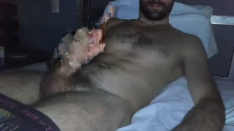 Snapshot of endowedengineer chatting on 10.24.25 endowedengineer online show from 10.24.25