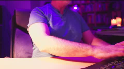 uk online show from 01.01.25