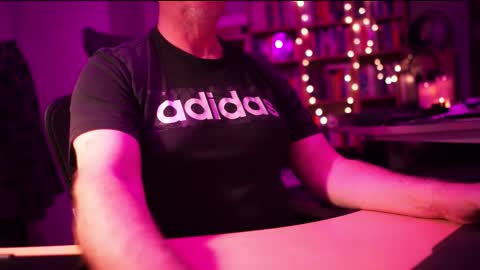 uk online show from 10.16.25