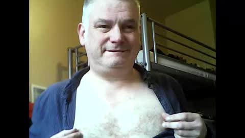 englishguysurrey online show from 11.07.25