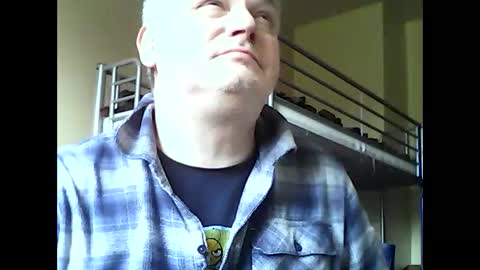 englishguysurrey online show from 04.03.26