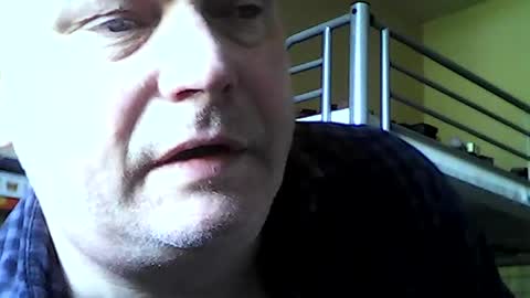 Snapshot of englishguysurrey chatting on 06.14.26 englishguysurrey online show from 06.14.26