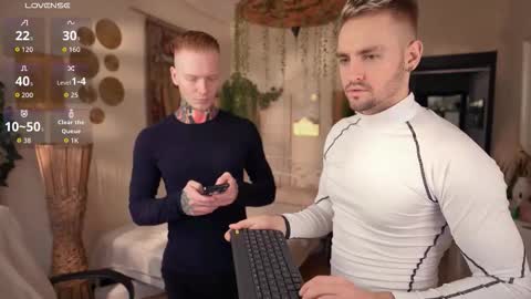 Snapshot of enjohnny chatting on 09.24.25 Johnny online show from 09.24.25