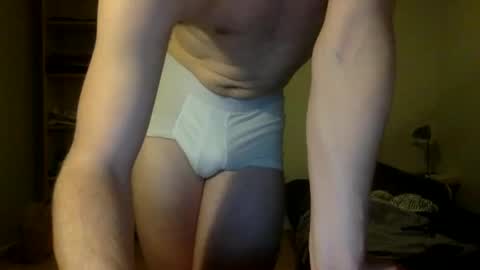 Snapshot of enjoy_me_now chatting on 01.06.25 enjoy_me_now online show from 01.06.25