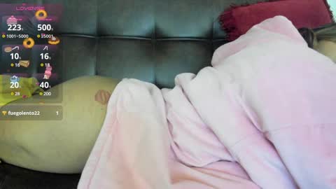 Snapshot of enma_clark chatting on 12.29.24 Enma clark online show from 12.29.24