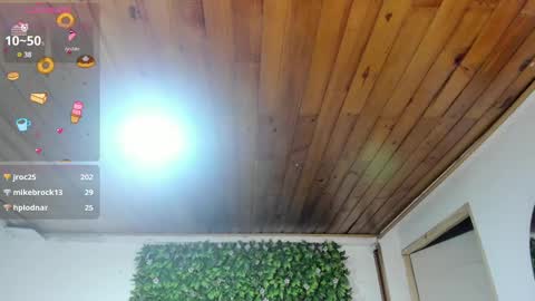 Snapshot of enma_clark chatting on 02.18.25 Enma clark online show from 02.18.25