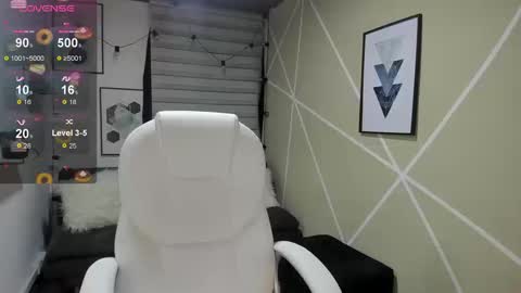 Snapshot of enma_clark chatting on 09.20.25 Enma clark online show from 09.20.25