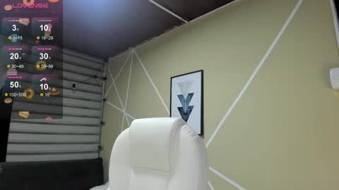 Snapshot of enma_clark chatting on 09.28.25 Enma clark online show from 09.28.25