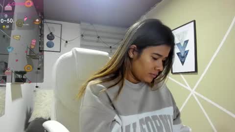 Enma clark online show from 11.10.25