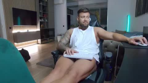 Erik online show from 10.27.25