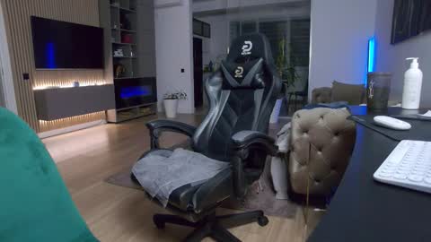 Erik online show from 12.05.25