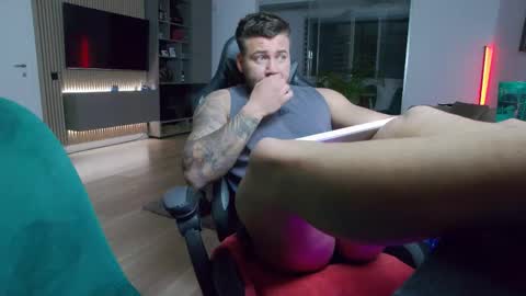 Erik online show from 04.15.26