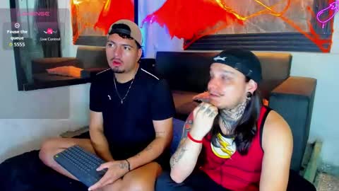 Snapshot of enrique_villa23 chatting on 10.27.25 enrique online show from 10.27.25