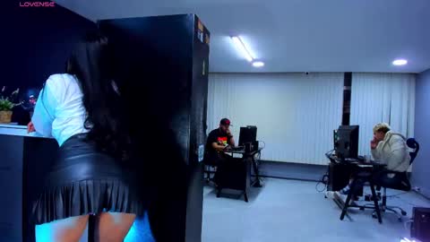 Enyel online show from 01.31.25
