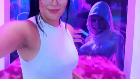 Enyel online show from 02.04.25