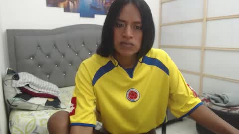 Snapshot of enyelin chatting on 10.12.25 Enyenlina online show from 10.12.25