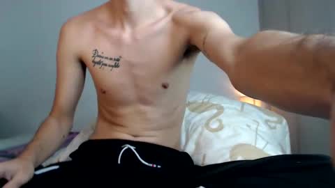 Snapshot of enzo_1408 chatting on 12.10.24 enzo 1408 online show from 12.10.24