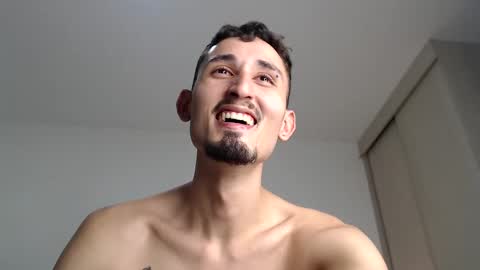 Snapshot of enzo_1408 chatting on 01.18.25 enzo 1408 online show from 01.18.25