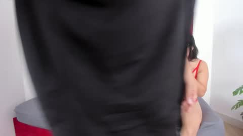 Enzo issis online show from 10.30.25