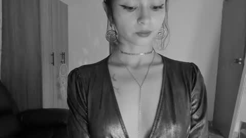 Snapshot of ephemeral_hot chatting on 03.29.26 Leyla online show from 03.29.26