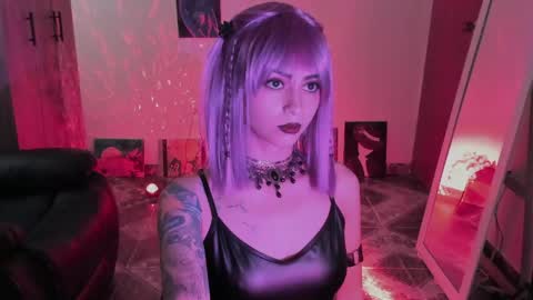 Snapshot of ephemeral_hot chatting on 05.14.26 Leyla online show from 05.14.26