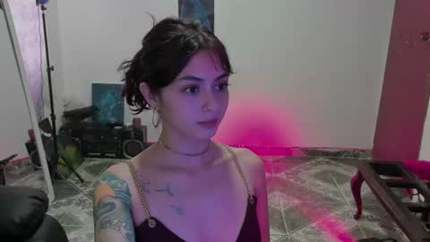 Snapshot of ephemeral_hot chatting on 07.21.26 Leyla online show from 07.21.26