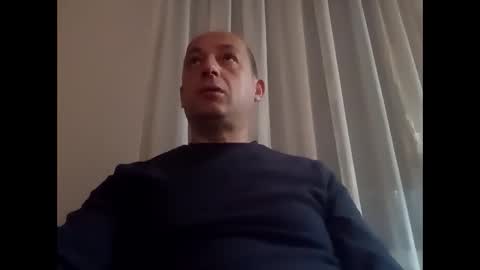 Snapshot of epu17 chatting on 10.06.25 epu17 online show from 10.06.25