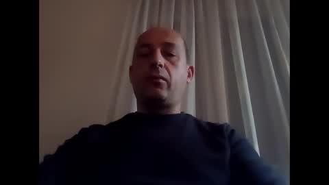 Snapshot of epu17 chatting on 10.07.25 epu17 online show from 10.07.25