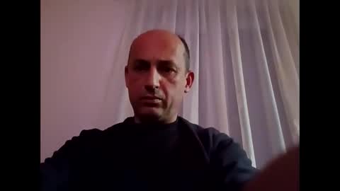 Snapshot of epu17 chatting on 10.17.25 epu17 online show from 10.17.25