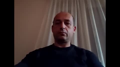 Snapshot of epu17 chatting on 10.23.25 epu17 online show from 10.23.25