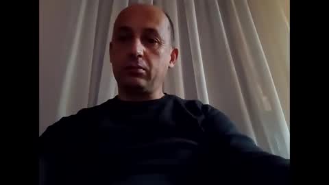 Snapshot of epu17 chatting on 11.02.25 epu17 online show from 11.02.25