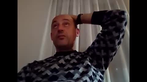 Snapshot of epu17 chatting on 11.11.25 epu17 online show from 11.11.25