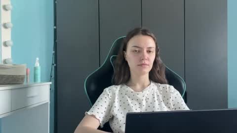 Lily online show from 02.17.26