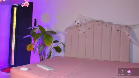 Snapshot of eragonbooy02 chatting on 10.27.25 Eragon online show from 10.27.25