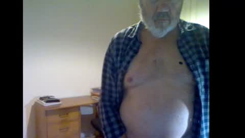 erasmus_d online show from 10.23.25