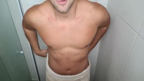 Snapshot of erectuspintus chatting on 10.03.25 erectuspintus online show from 10.03.25