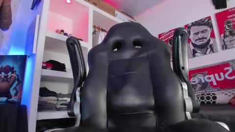 Tht BOSS Eren online show from 11.14.25