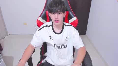 eren_tatakae online show from 12.18.25