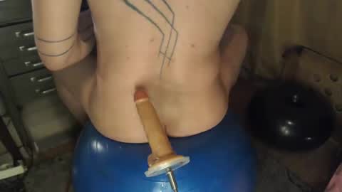 Snapshot of ergheid chatting on 03.08.25 ergheid online show from 03.08.25