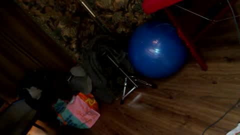 Snapshot of ergheid chatting on 09.20.25 ergheid online show from 09.20.25