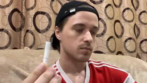 Snapshot of eric_blond chatting on 10.28.25 Eric online show from 10.28.25