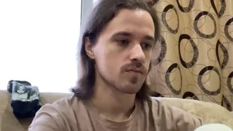 Snapshot of eric_blond chatting on 11.15.25 Eric online show from 11.15.25