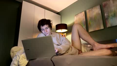 Snapshot of eric_carrotman chatting on 10.25.25 Eric Carrotman online show from 10.25.25